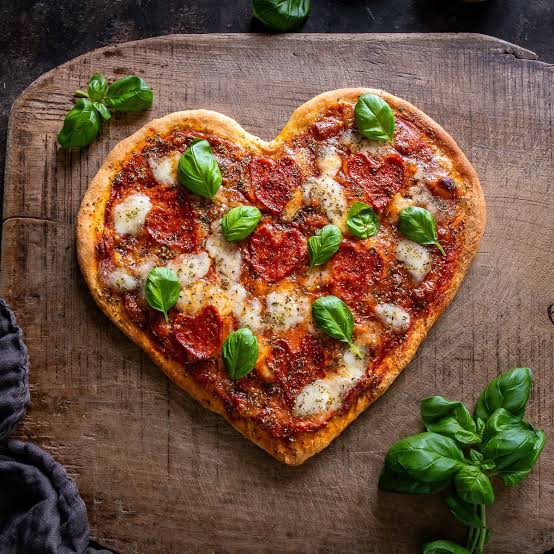 Dil Se Deal (Special Heart Pizza + 2 Cold Coffee)
